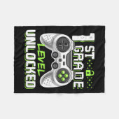 Grade Level Ontgrendelde Gamer Eerste Dag van de S Fleece Deken (Voorkant (Horizontaal))