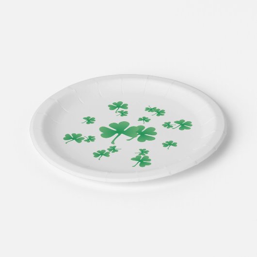 Gradient Green Irish Shamrock Pattern Party Papieren Bordje (Gekanteld)