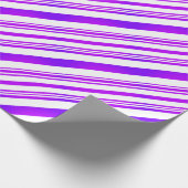 Gradiënt Paarse en witte strepen Cadeaupapier (Hoek)