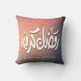 Gradiëntpatroon en Ramadan Kareem typografie Kussen