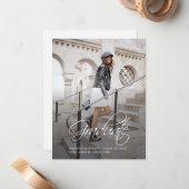 Graduation 2024 Script Photo Grad Faire-part (Devant/Arrière en situation)