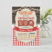 Graduation BBQ Party Invitation - Grill & Chill G (Debout devant)