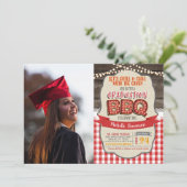 Graduation BBQ Party Invitation - Grill & Chill PG (Debout devant)