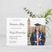 Graduation party invitation  (Debout devant)
