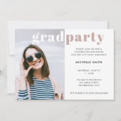 Graduation Party Moderne Typografie Aangepaste Fot Kaart (Voorkant)