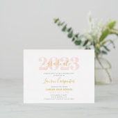 Graduation Pink Blush et Gold foil invitation (Debout devant)