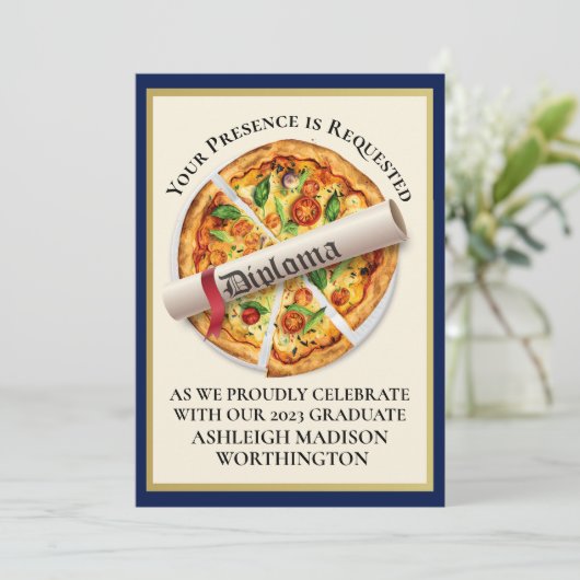 Graduation Pizza Party Invitation (Debout devant)