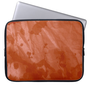 Graffiti geborsteld. Tie Dye Shirt. Cream-Waterver Laptop Sleeve