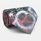 Graffiti Necktie Stropdas (Opgerold)