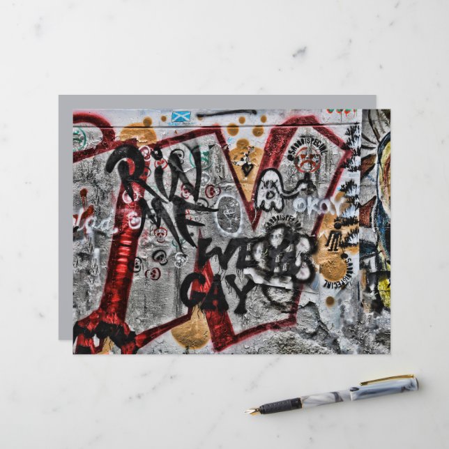 Graffiti Red Gray Letters Urban Street Wall Art (Voorkant / Achterkant in situ)