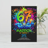 Graffiti Six Seven Birthday Party Trend Invitation (Debout devant)