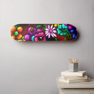 Graffiti Style Flowers & Ladybug Roze Paarse Rood Skateboard