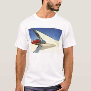 Grafisch: Close-up van vin en achterlicht op T-shirt