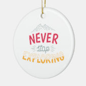 Grafische ontwerpen voor ontdekkingsreizigers en z keramisch ornament (Links)