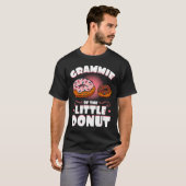 Gramie van het kleine donut-geslacht onthult Baby T-shirt (Voorkant volledig)
