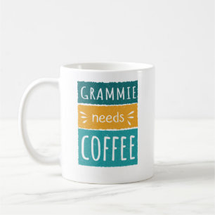Grammie A Besoin De Café Mug
