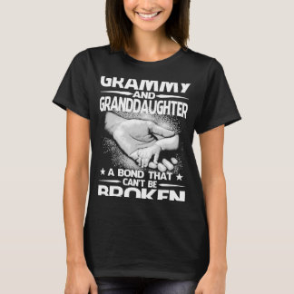 Grammy en kleindochter een band die niet gebroken t-shirt
