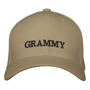 Grammy geborduurd pet