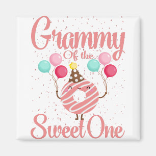 Grammy van de liefste één familie komt overeen met magneet
