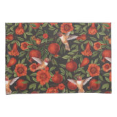 Granaatappels en kolibries / groene bladeren op zw kussensloop (Voorkant-Rechts)