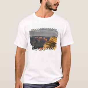 Grand Canyon vanaf de zuidelijke rand bij zonsonde T-shirt