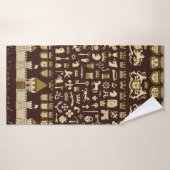 Grand ensemble d'éléments héraldiques. (Serviette de bain)
