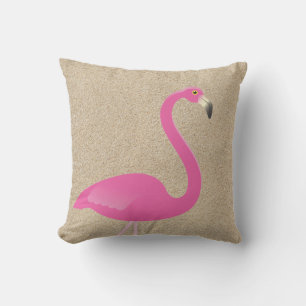 Grand Flamant rose sur plage de sable Coussin exté