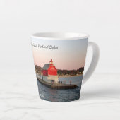 Grand Haven South Pierhead Lights latte mug (Angle droit)