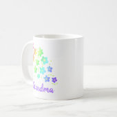 Grand-mère Arc-en-ciel Fleurs Mug (Devant gauche)