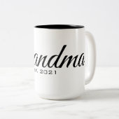 Grand-mère est Mug 2021 (Devant droit)