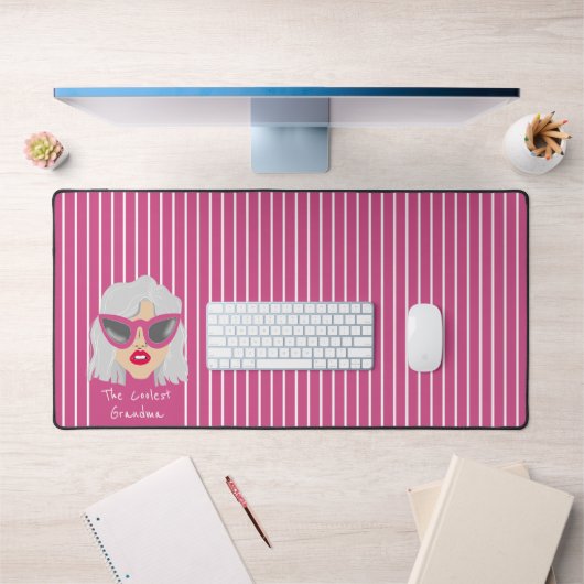 Grand-mère la plus froide avec lunettes roses Text (Bureau 1)