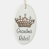 "Grand-mère règne !" Ornement (Droite)