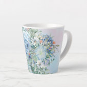 Grand Mug Hydrangea Bleue et Fleurs Latte (Angle droit)