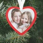 Grand-parents Photo Red Heart<br><div class="desc">Cadeau de Noël mignon pour grand-mère et grand-père. Sur le devant, votre image remplit un cadre en forme de coeur. Au contraire, vous pouvez personnaliser l'expression "Je t'aime" ou "Nous t'aimons", et personnaliser s'ils sont appelés "Grand-mère & Grand-père", "Nana & Papa", "Maman & Poppop", etc. Vous pouvez également ajouter les...</div>