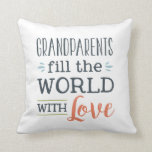 Grand-parents remplissent le monde avec coussin de<br><div class="desc">conception par www.etsy.com/Shop/DoodlesFirst</div>