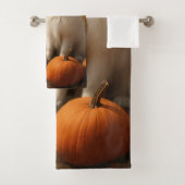 Grand Pyrénées Chiot automne délice Citrouille (En situation)