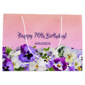 Grand Sac Cadeau 70e anniversaire rose floraux violets monogramme (Dos)