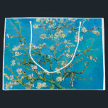 Grand Sac Cadeau Almond Blossom, Vincent van Gogh<br><div class="desc">Vincent Willem van Gogh (30 mars 1853 - 29 juillet 1890) était un peintre post-impressionniste hollandais qui est l'une des figures les plus célèbres et influentes de l'histoire de l'art occidental. En un peu plus de dix ans, il a créé environ 2100 oeuvres, dont environ 860 peintures à l'huile, dont...</div>