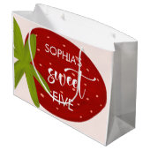 Grand Sac Cadeau Anniversaire de enfant de fraise sucrée (Dos Angle)