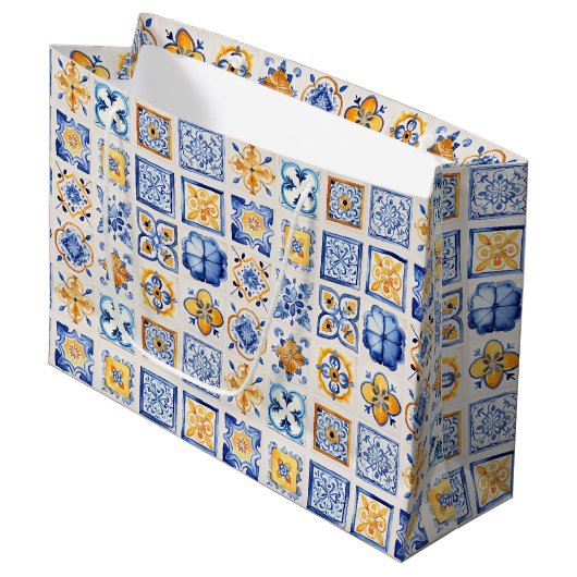 Grand Sac Cadeau Blue White Yellow Tiles Pattern Summer Aesthetic  (Devant Angle)