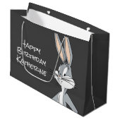 Grand Sac Cadeau BUGS BUNNY™ | Mains sur les hanches (Devant Angle)