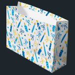 Grand Sac Cadeau Chanukah bougies brûlant blanc<br><div class="desc">Créez un joli cadeau Chanukah avec ce sac cadeau et papier mouchoir assorti.</div>