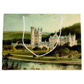 Grand Sac Cadeau Château Balmoral 1897 restauré haute résolution (Devant)
