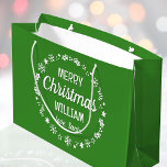 Grand Sac Cadeau Christmas Love Père Noël Custom Name Green<br><div class="desc">Créez votre propre sac cadeau "Love, Père Noël" avec ce design amusant et festif. Un modèle élégant, personnalisé avec le nom du récipiendaire et avec une bordure illustrée avec des flocons de neige, des saints, des bas de Noël et des étoiles. Une façon unique de présenter un cadeau à quelqu'un...</div>