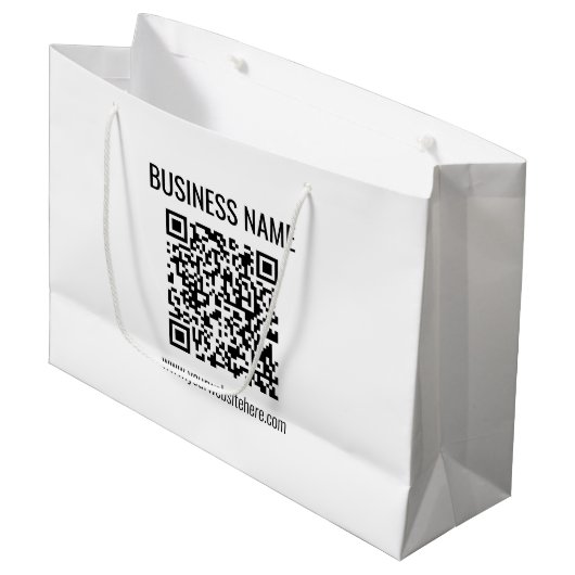 Grand Sac Cadeau Code QR personnalisable & nom d'entreprise (Devant Angle)