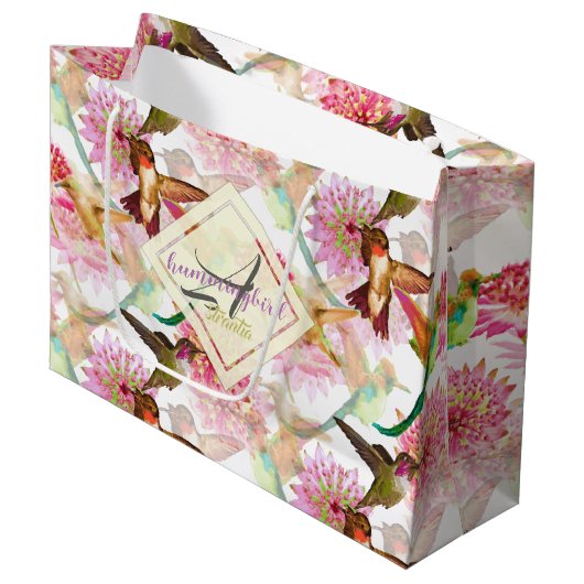 Grand Sac Cadeau Colibris et Astrantia Monogram Aquarelle (Devant Angle)