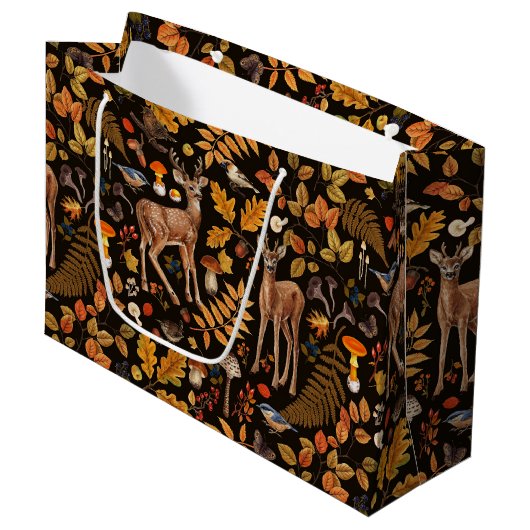 Grand Sac Cadeau Dans les bois / Cerf d'automne sur noir (Devant Angle)