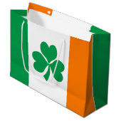 Grand Sac Cadeau Drapeau de l'Irlande Shamrock (Devant Angle)