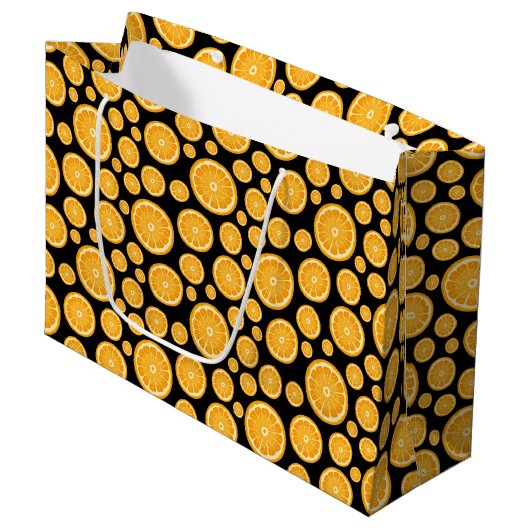 Grand Sac Cadeau Fruit d'agrumes en tranches d'orange noir (Devant Angle)