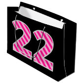Grand Sac Cadeau Fun rose rayé "22"; Joyeux 22e anniversaire; Nom (Devant Angle)